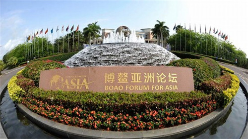 纯白装修应该配什么家具（纯白的装修）